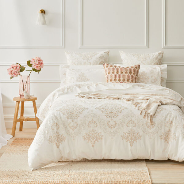 Jolie King Quilt Cover